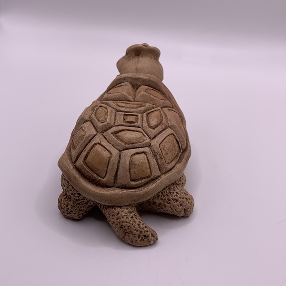 Polyresin derpy tortoise figurine Approx 4.5” long - Picture 4 of 9